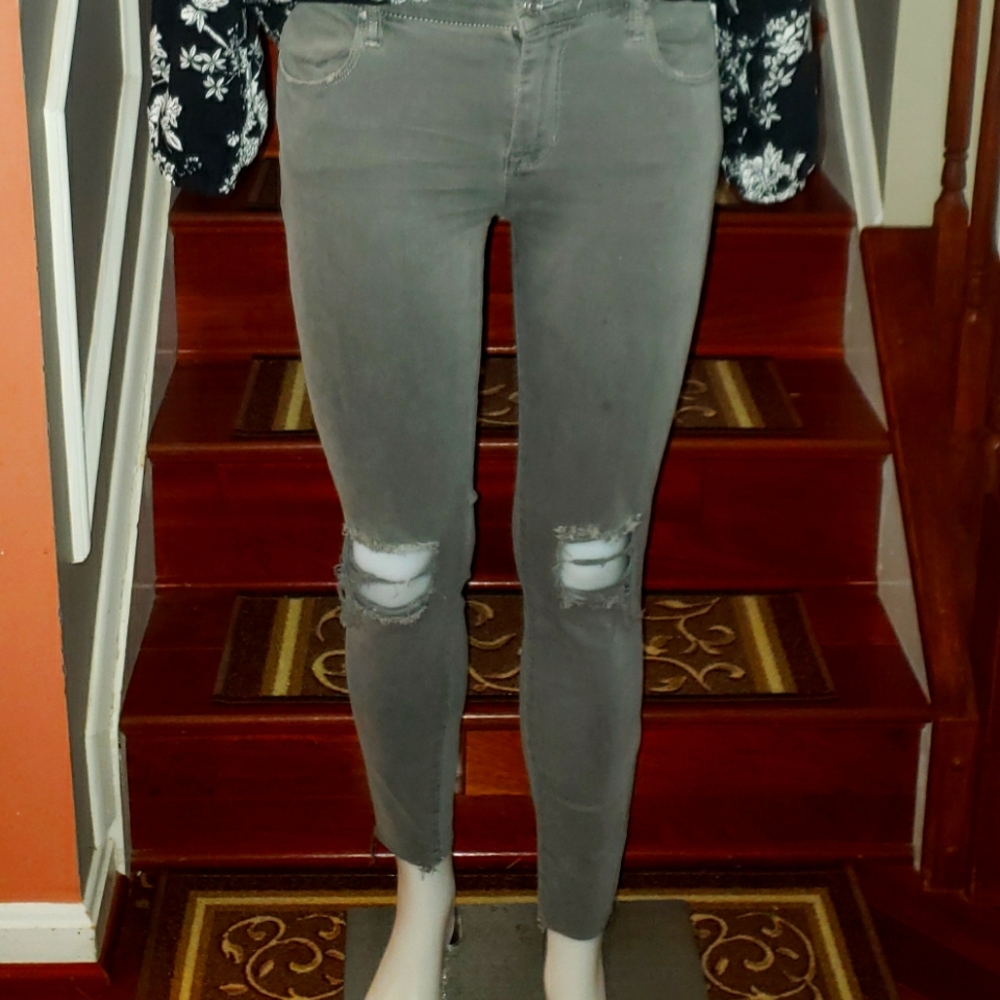 Pacsun distressed ankle jeggings. Dark gray. Size 26.